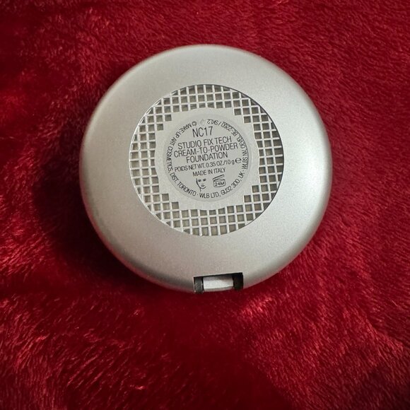 BNIB Mac Studio Fix Tech Cream to Powder Foundation - Picture 4 of 6